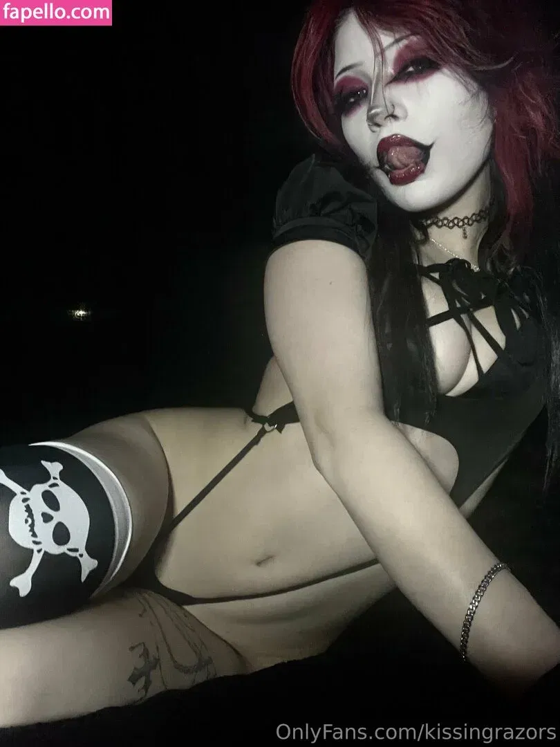 kissingrazors Onlyfans Photo Gallery 