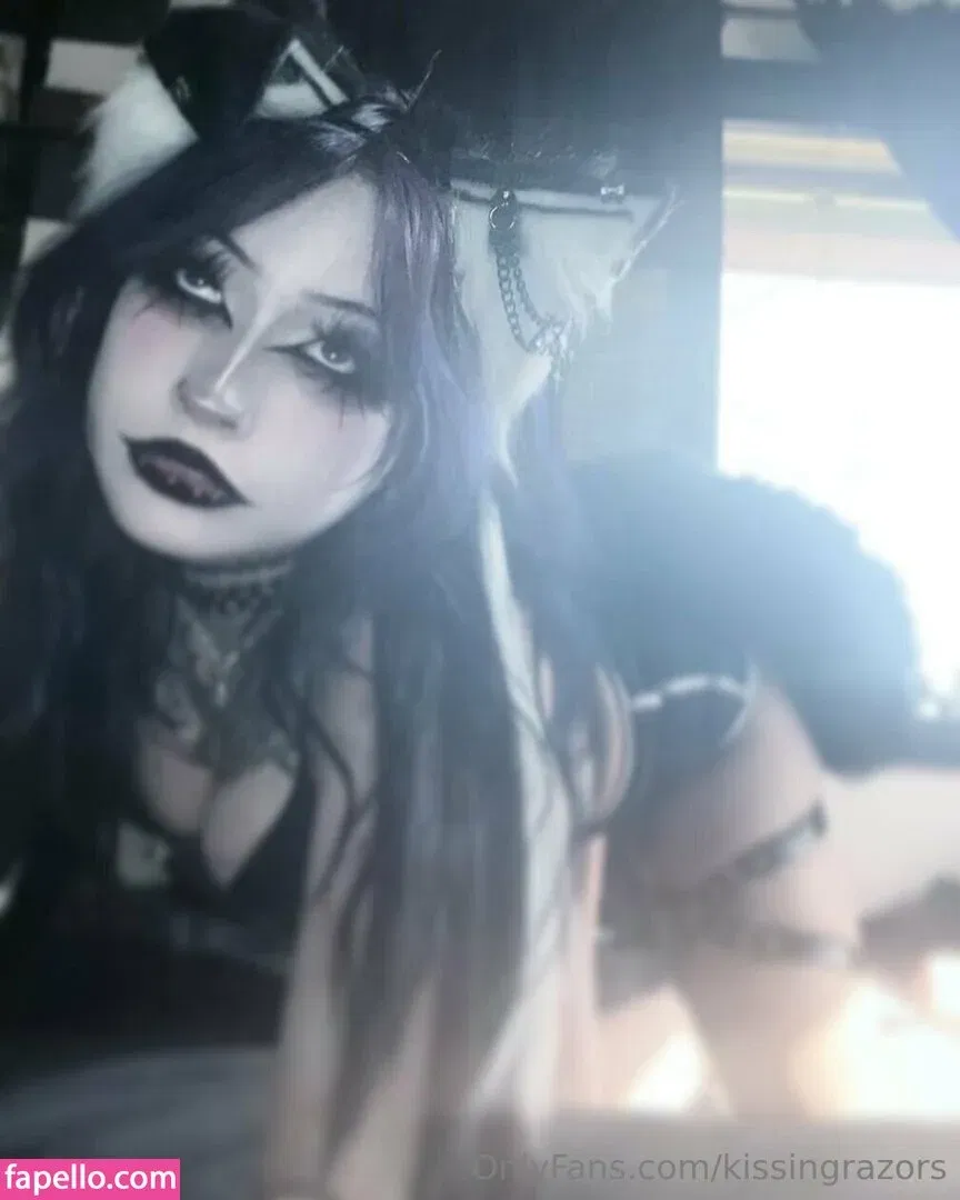 kissingrazors Onlyfans Photo Gallery 