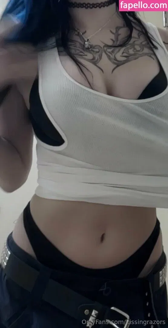 kissingrazors Onlyfans Photo Gallery 