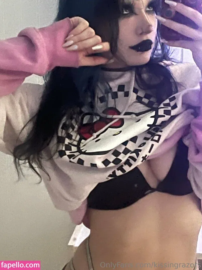 kissingrazors Onlyfans Photo Gallery 