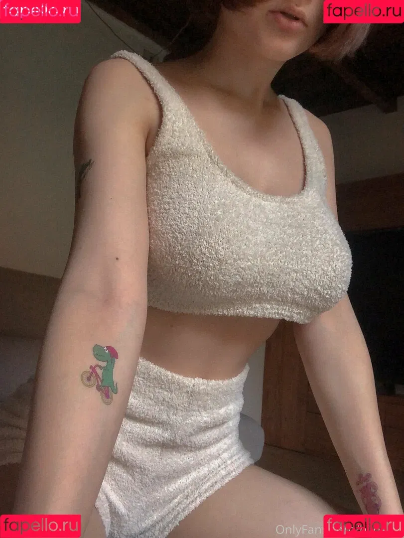 Puzzled_Win631 / https: / liloo-moon / liloo_moon / lilu_moon_live Onlyfans Photo Gallery 