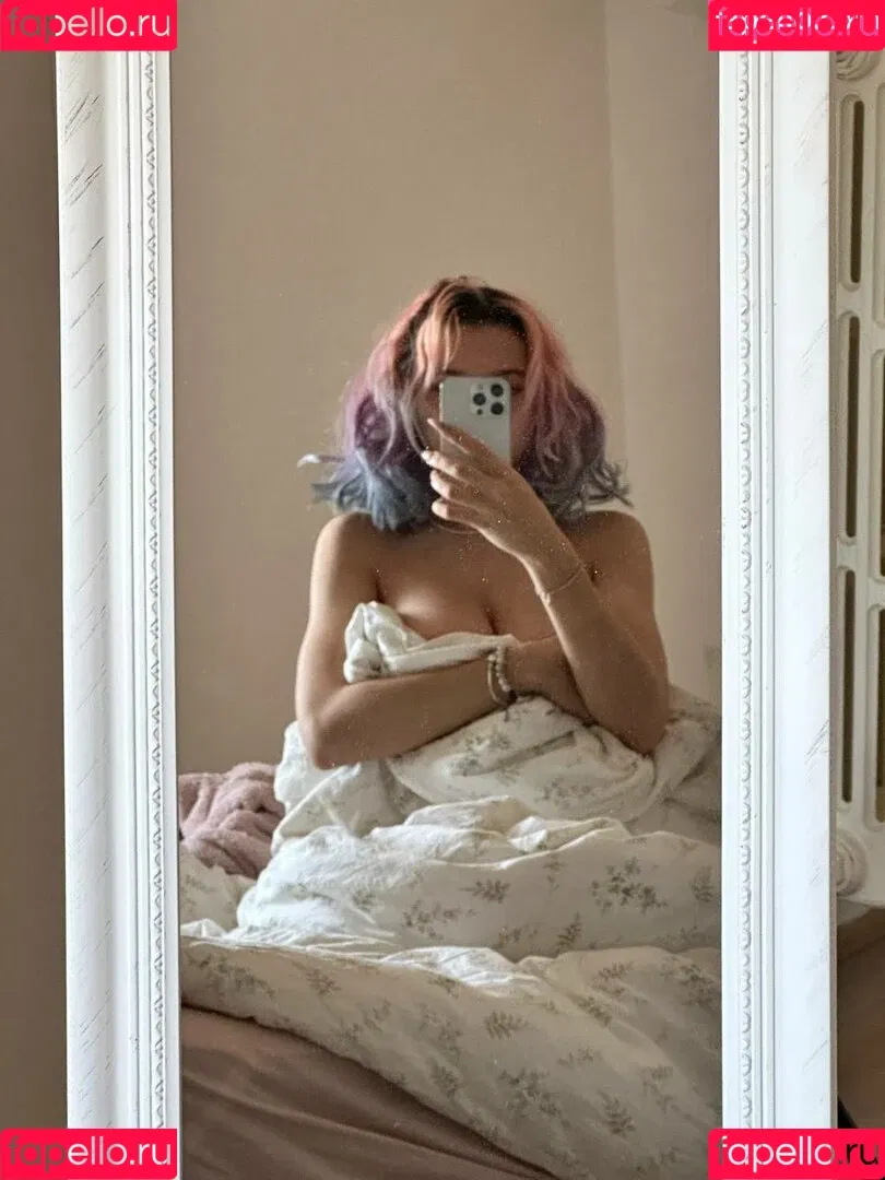 Puzzled_Win631 / https: / liloo-moon / liloo_moon / lilu_moon_live Onlyfans Photo Gallery 