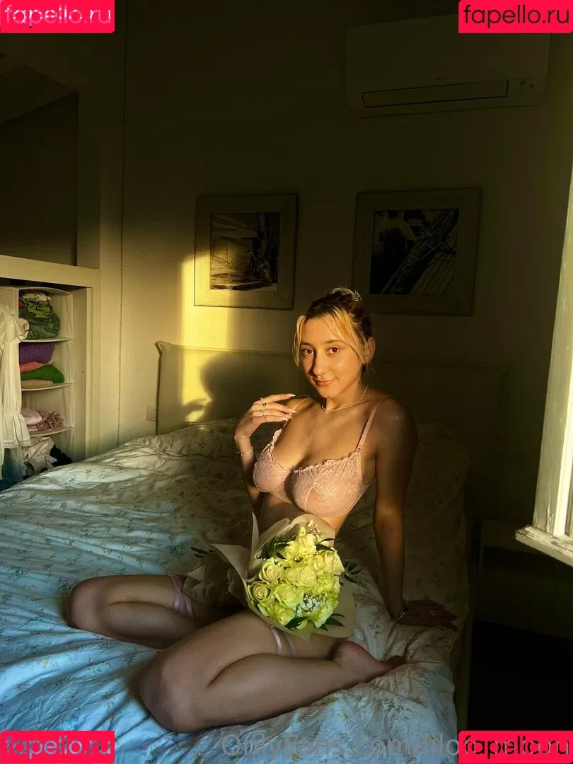 Puzzled_Win631 / https: / liloo-moon / liloo_moon / lilu_moon_live Onlyfans Photo Gallery 