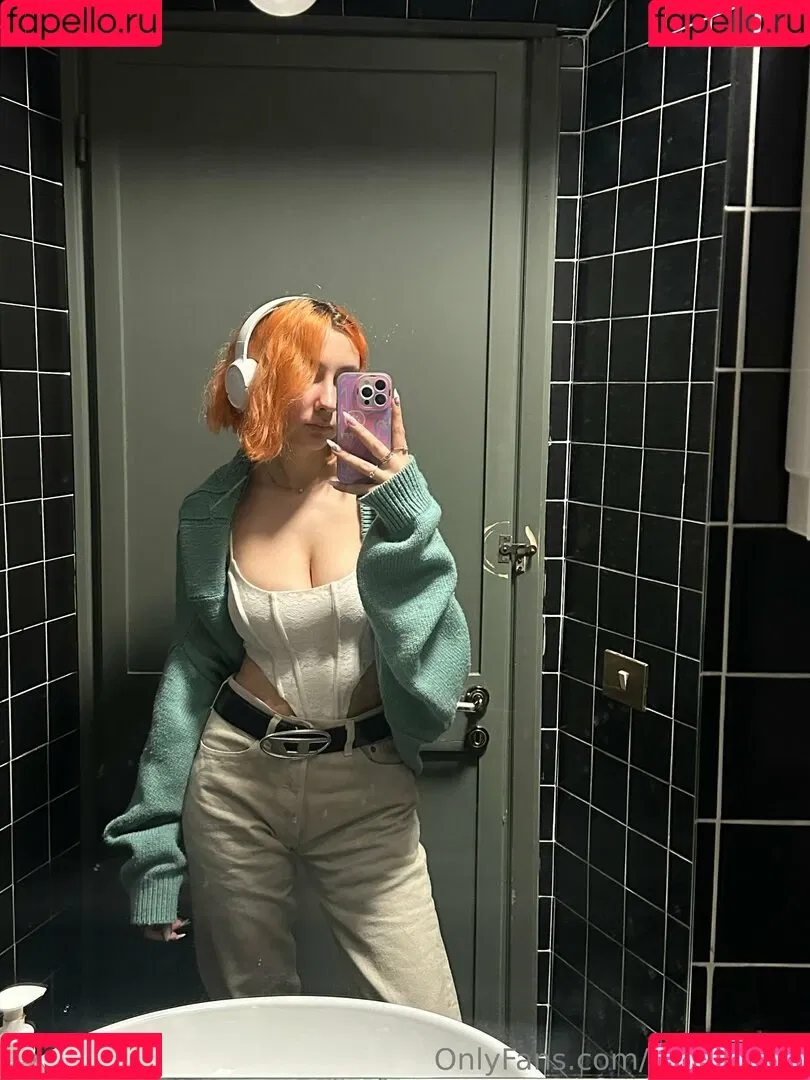Puzzled_Win631 / https: / liloo-moon / liloo_moon / lilu_moon_live Onlyfans Photo Gallery 