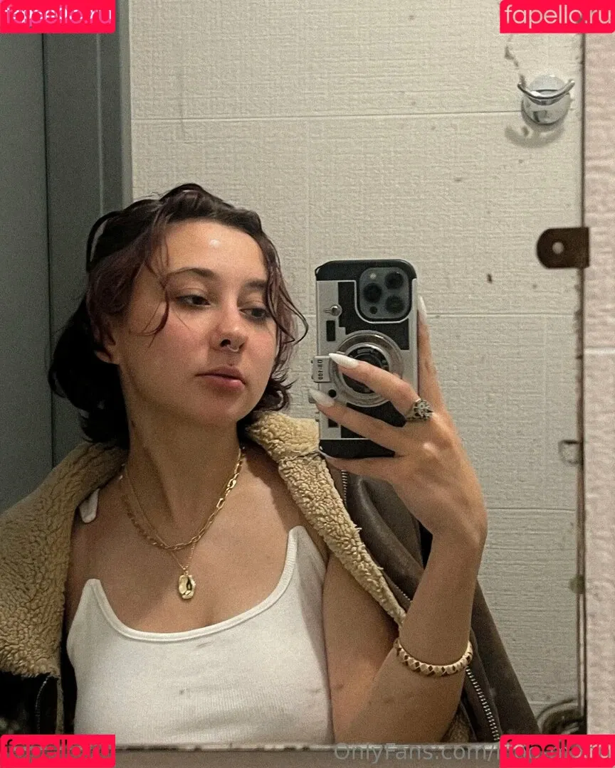 Puzzled_Win631 / https: / liloo-moon / liloo_moon / lilu_moon_live Onlyfans Photo Gallery 