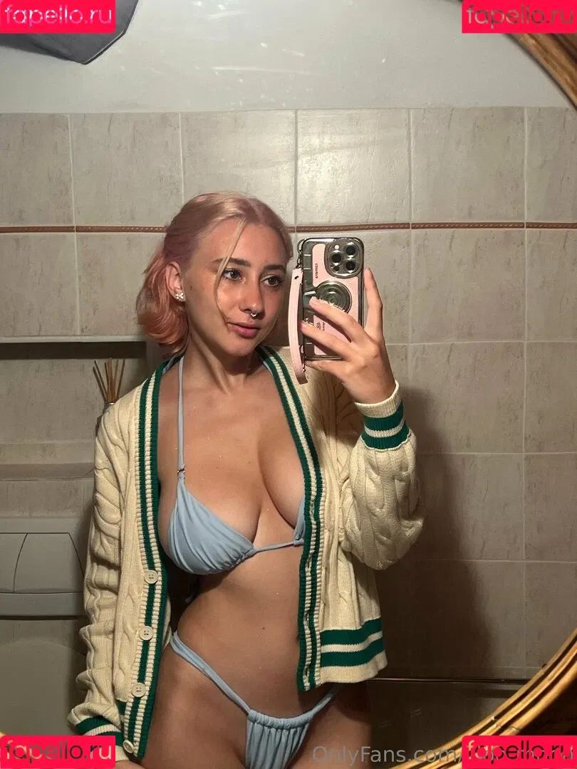 Puzzled_Win631 / https: / liloo-moon / liloo_moon / lilu_moon_live Onlyfans Photo Gallery 