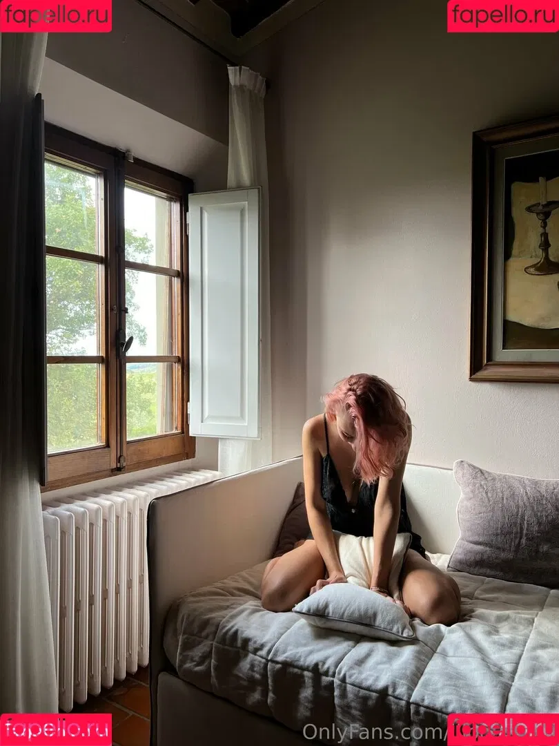 Puzzled_Win631 / https: / liloo-moon / liloo_moon / lilu_moon_live Onlyfans Photo Gallery 