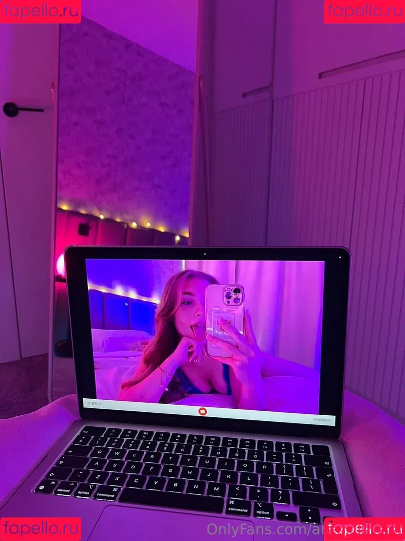 angelinarest / angiirest Onlyfans Photo Gallery 