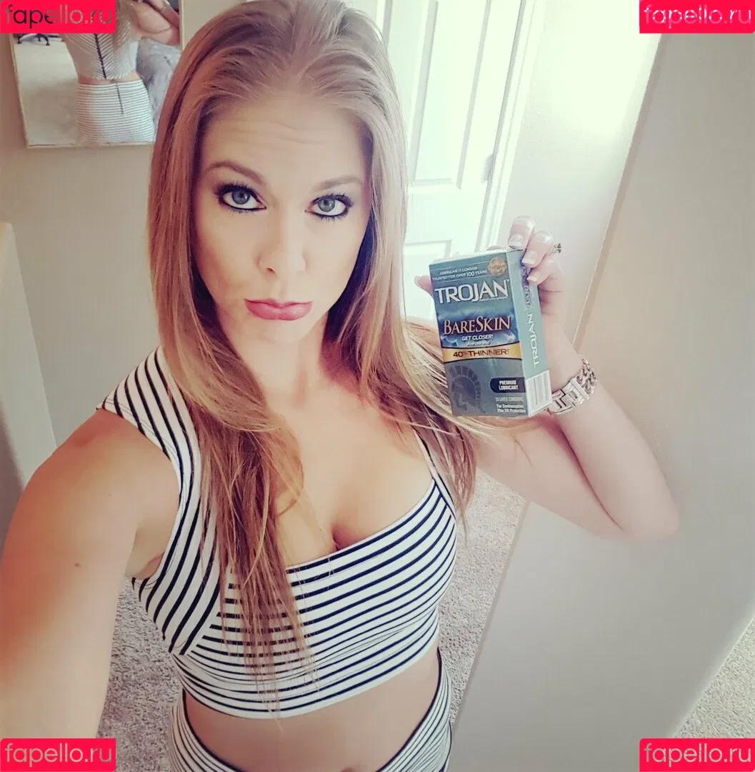 LasVegasHotwife / lasvegashotwife69 Onlyfans Photo Gallery 