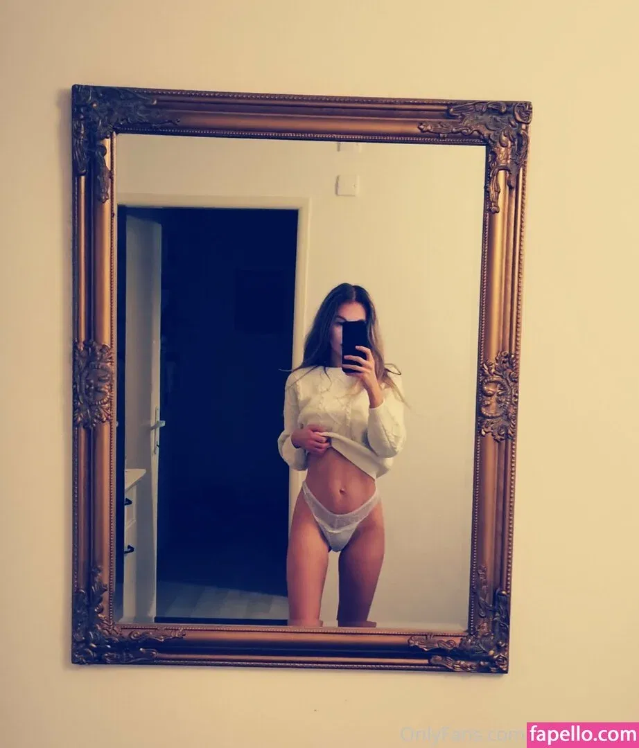 BunnySaint69 / bunnyani69 Onlyfans Photo Gallery 