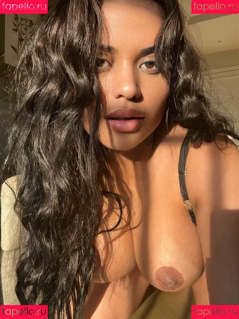 Giovanna Paes / giiovana_paess / gipaes Onlyfans Photo Gallery 