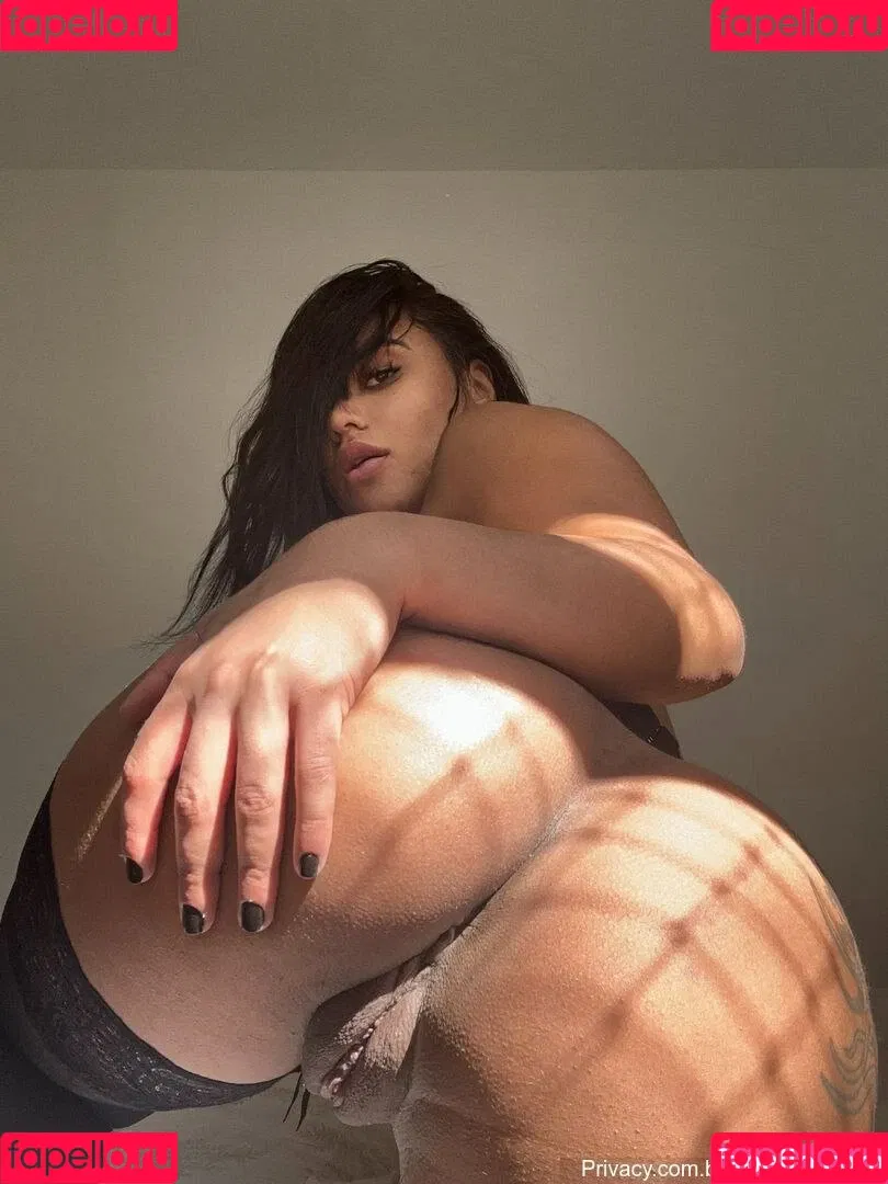 Giovanna Paes / giiovana_paess / gipaes Onlyfans Photo Gallery 
