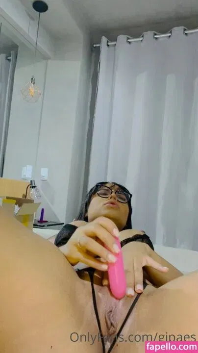 Giovanna Paes / giiovana_paess / gipaes Onlyfans Photo Gallery 