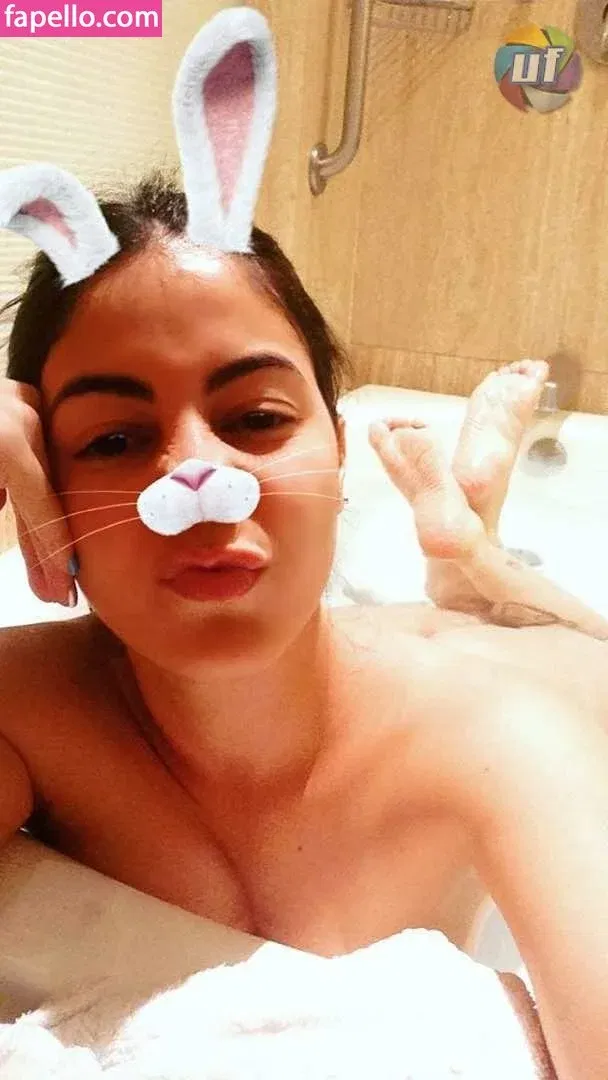 holywaterrr12 / santha_comotu Onlyfans Photo Gallery 