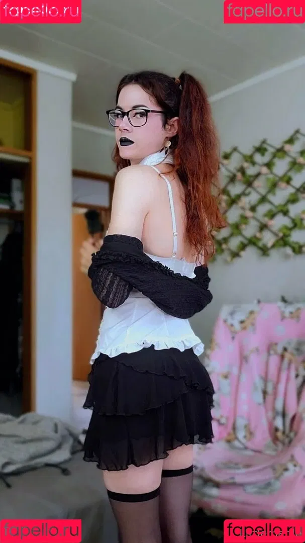 ImplyingDonut / LittleMapleBerry / littlemapleb Onlyfans Photo Gallery 