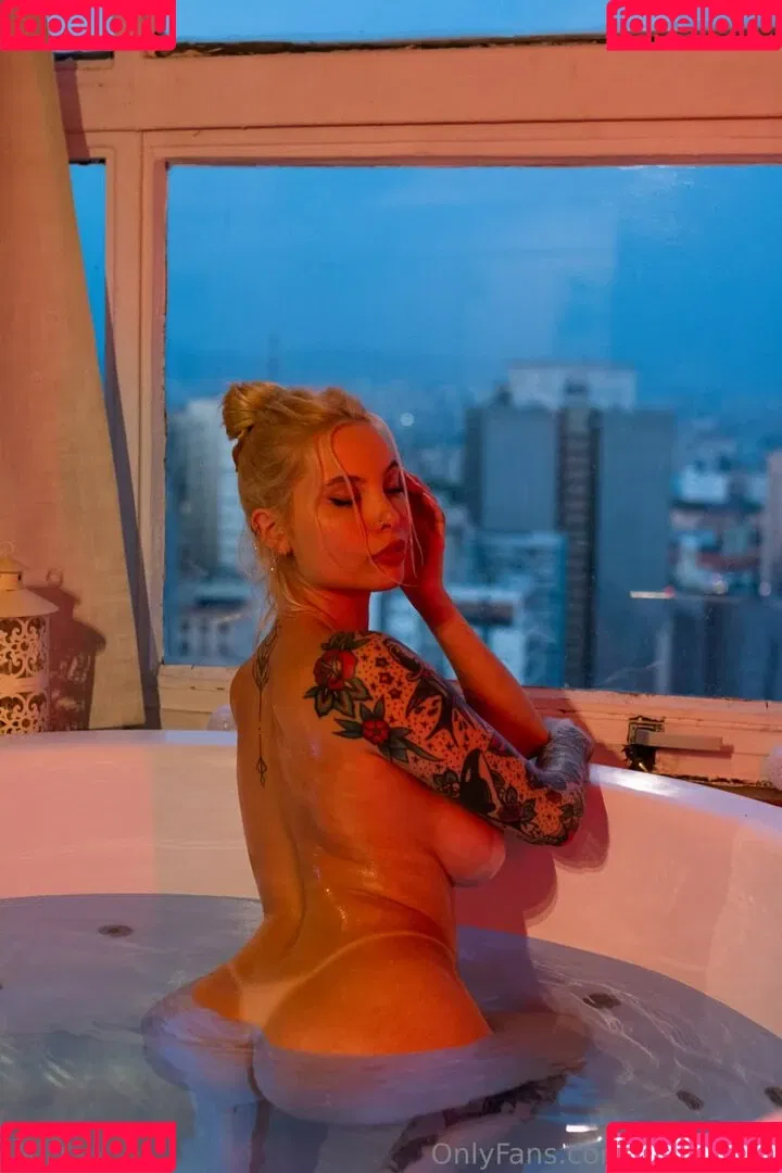 Giovanna Genesini / gigenesini_ Onlyfans Photo Gallery 
