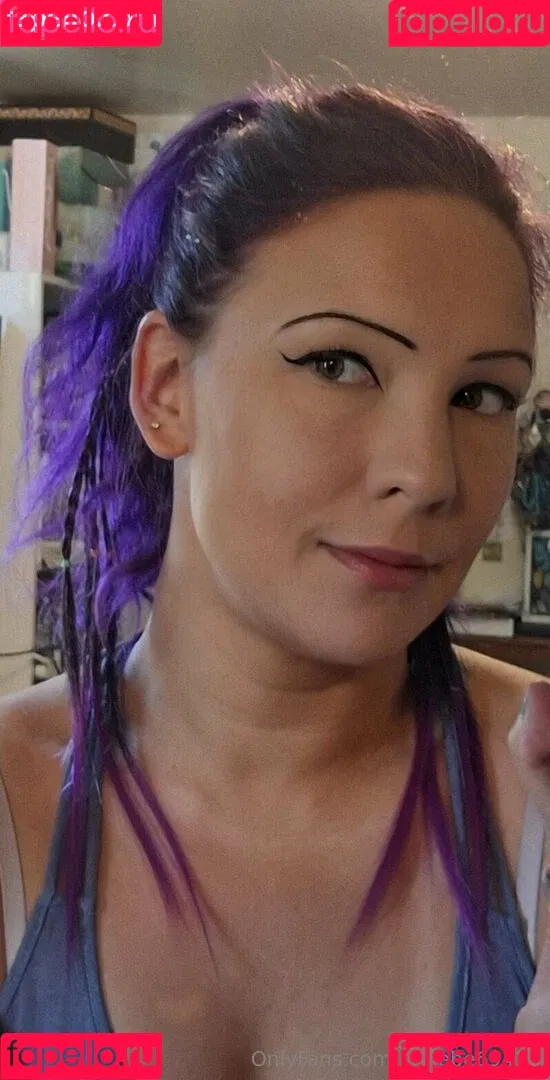 phoebe420_ / phoebe69420 Onlyfans Photo Gallery 