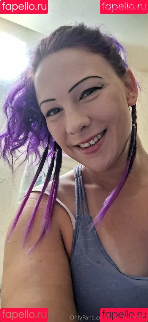 phoebe420_ / phoebe69420 Onlyfans Photo Gallery 