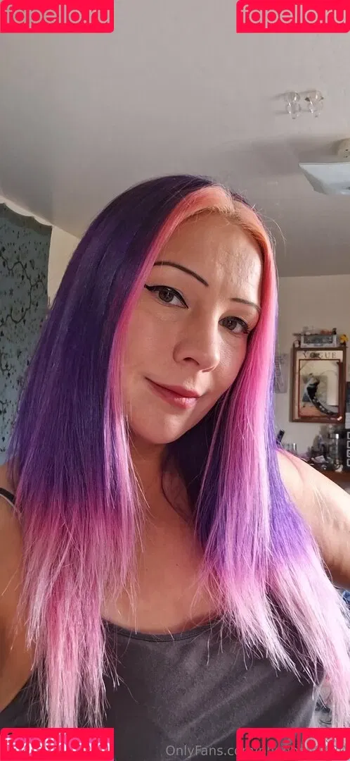 phoebe420_ / phoebe69420 Onlyfans Photo Gallery 