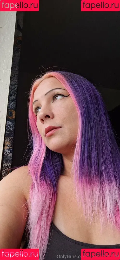phoebe420_ / phoebe69420 Onlyfans Photo Gallery 
