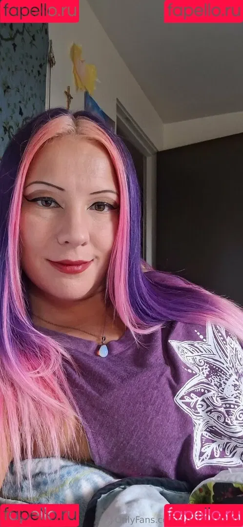 phoebe420_ / phoebe69420 Onlyfans Photo Gallery 