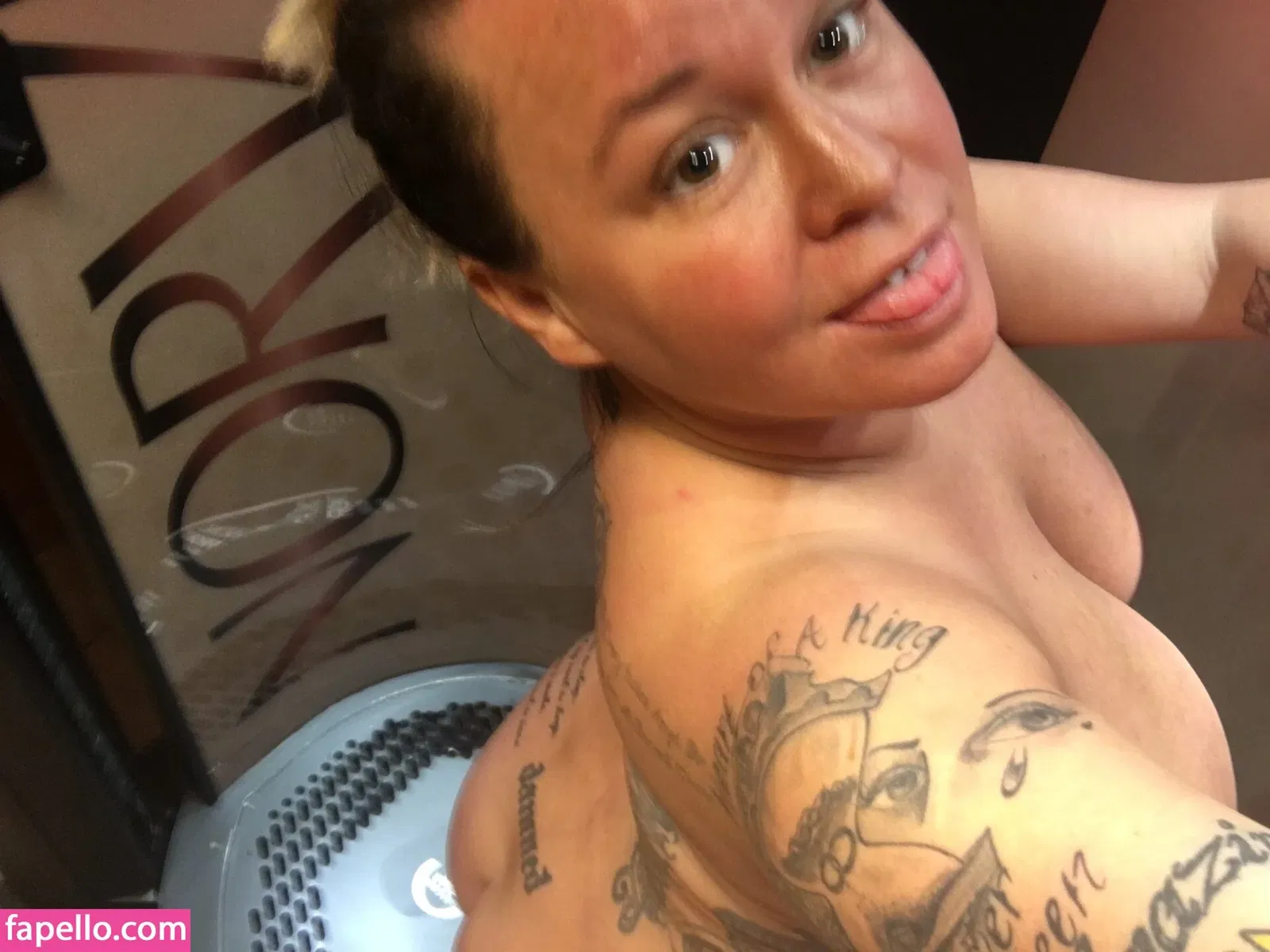 phoebe420_ / phoebe69420 Onlyfans Photo Gallery 