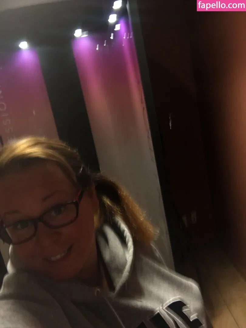 phoebe420_ / phoebe69420 Onlyfans Photo Gallery 