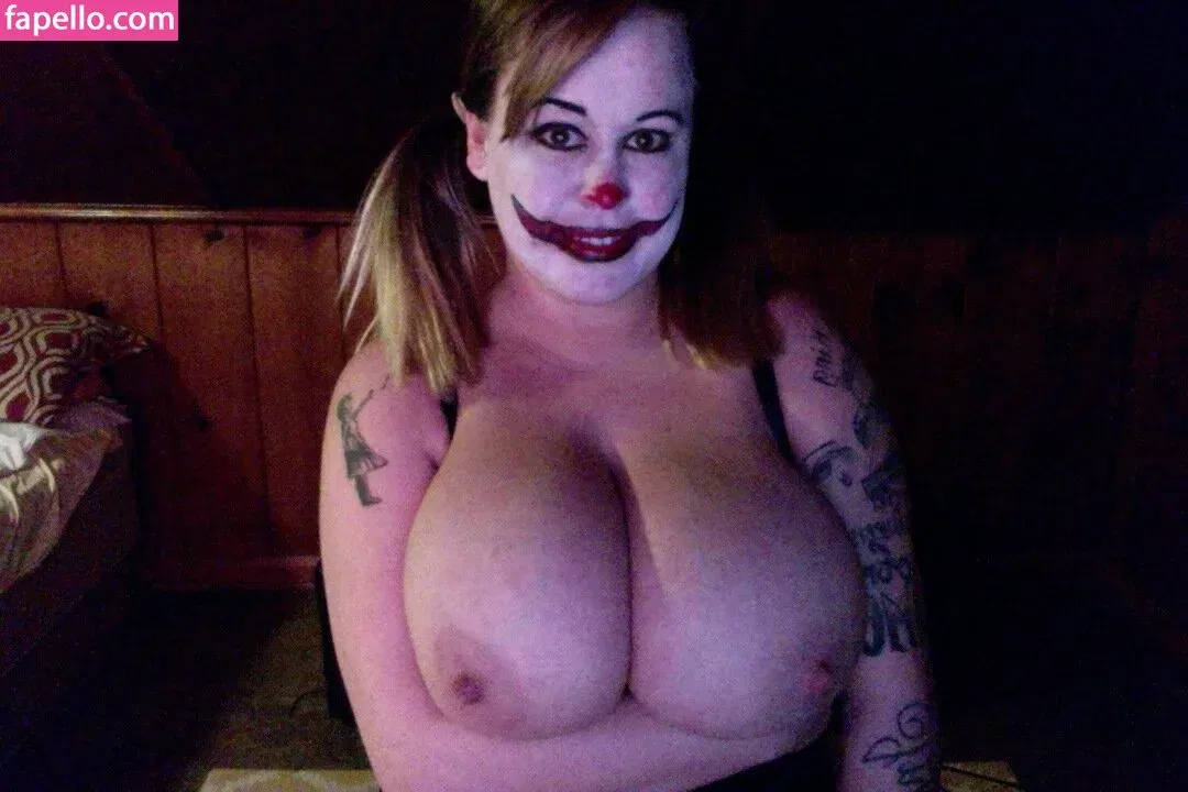 phoebe420_ / phoebe69420 Onlyfans Photo Gallery 