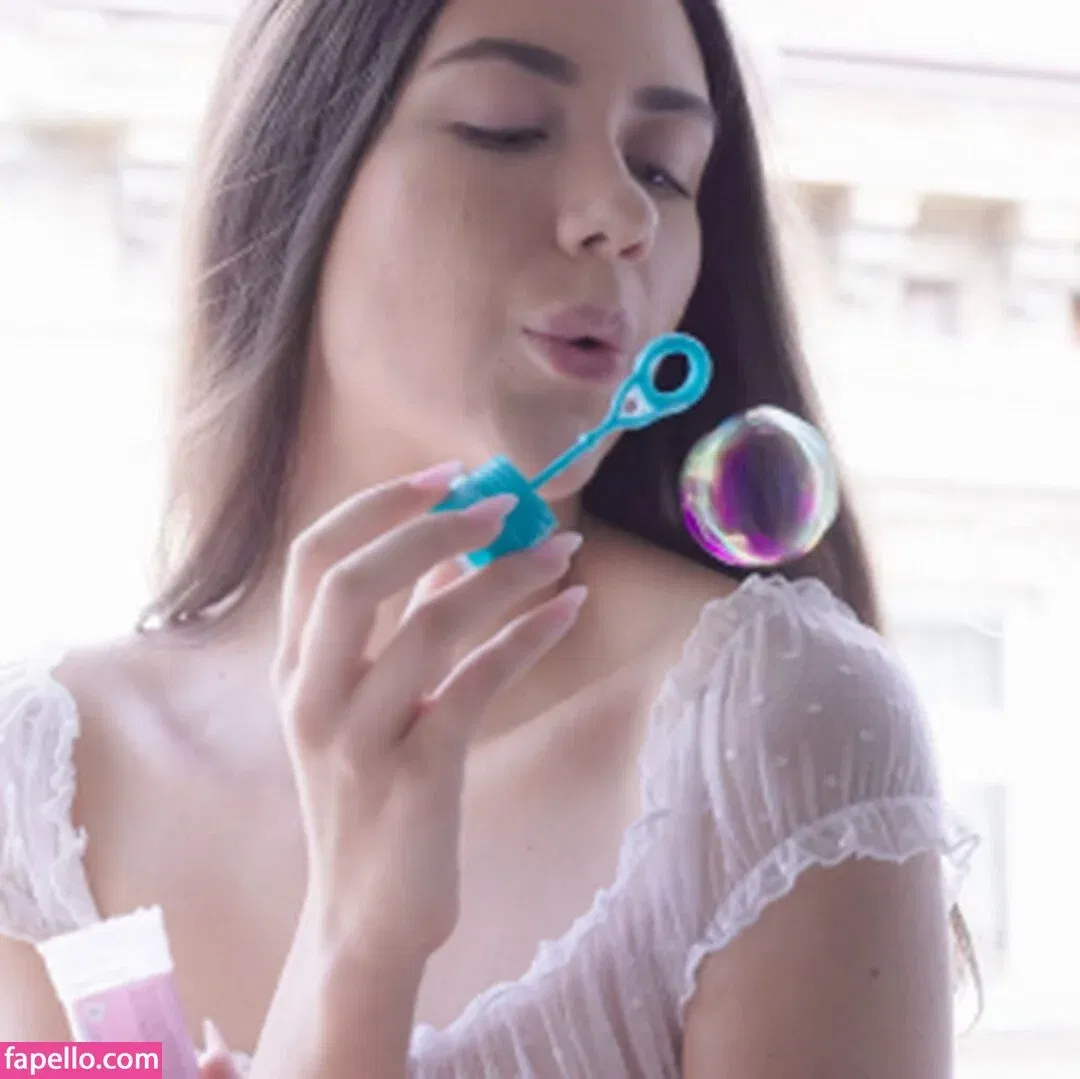 Vixi Rafi / vixi_rafi Onlyfans Photo Gallery 