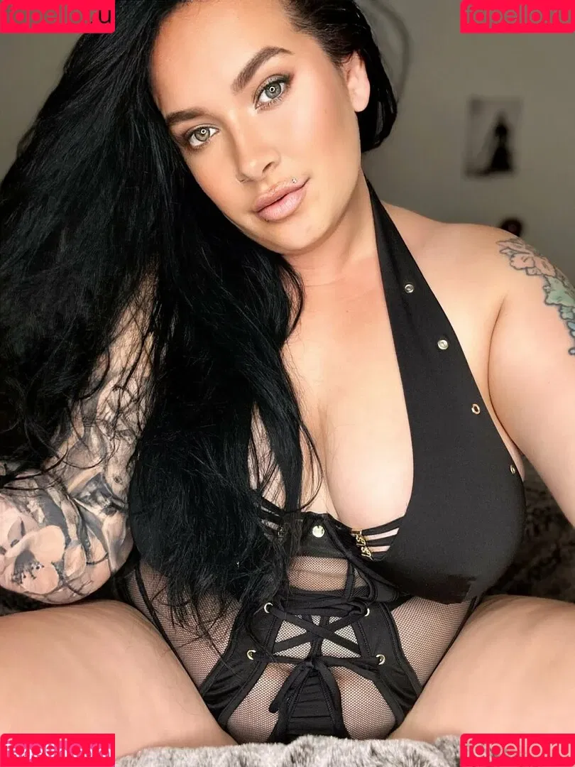 inkedivy_x / justyouraveragemum_x Onlyfans Photo Gallery 