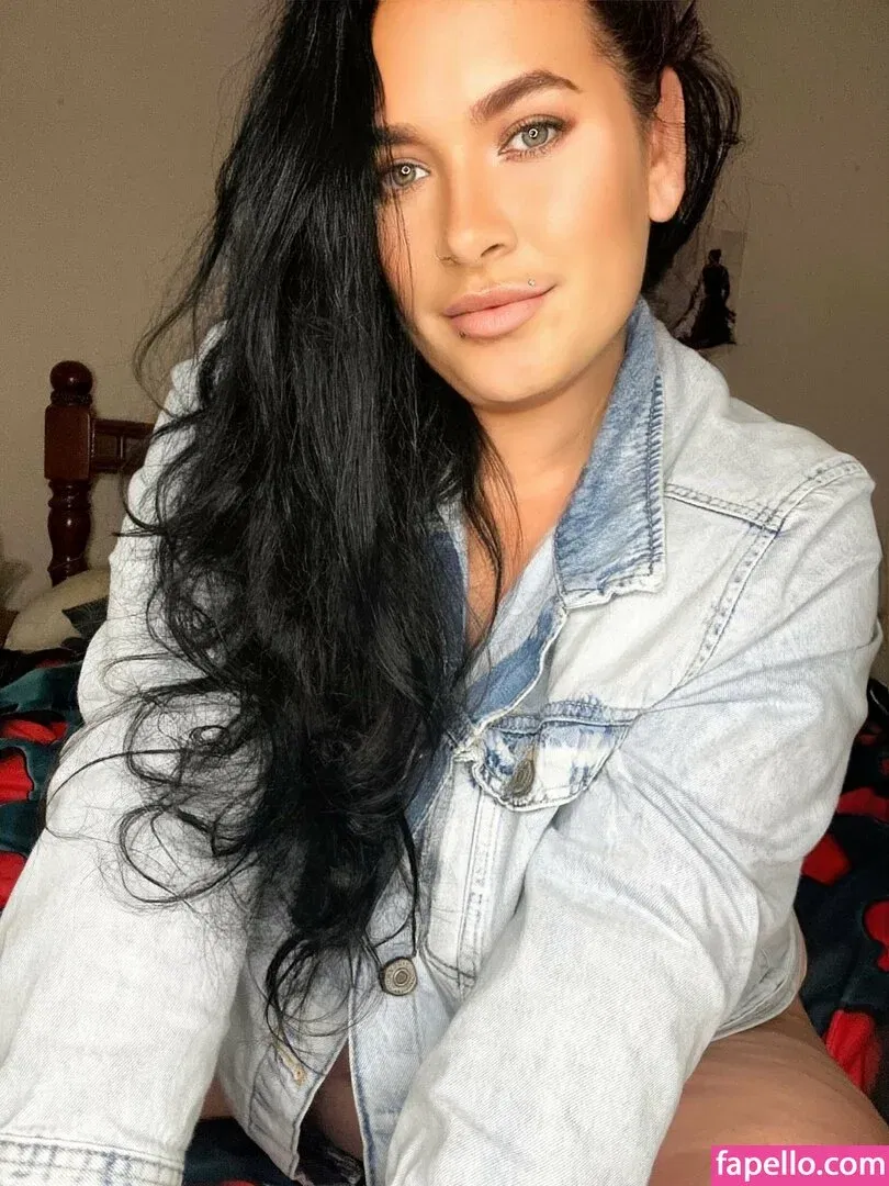 inkedivy_x / justyouraveragemum_x Onlyfans Photo Gallery 