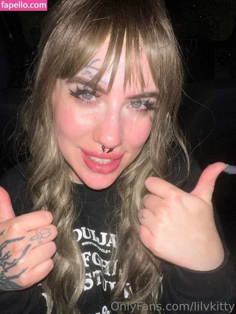 Kittykityv / kittykittyv6 / lilvkitty Onlyfans Photo Gallery 