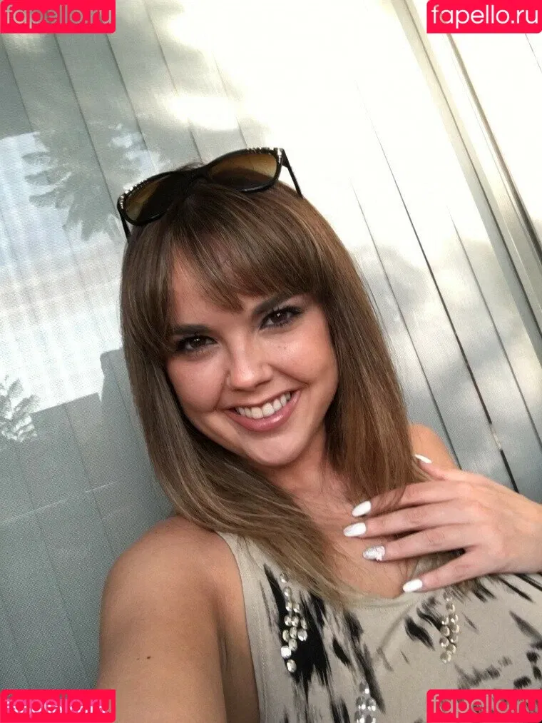 Dillion Harper / dillionharper / dillionharperexclusive_com / https: Onlyfans Photo Gallery 