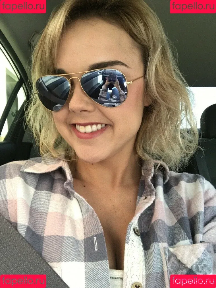 Dillion Harper / dillionharper / dillionharperexclusive_com / https: Onlyfans Photo Gallery 