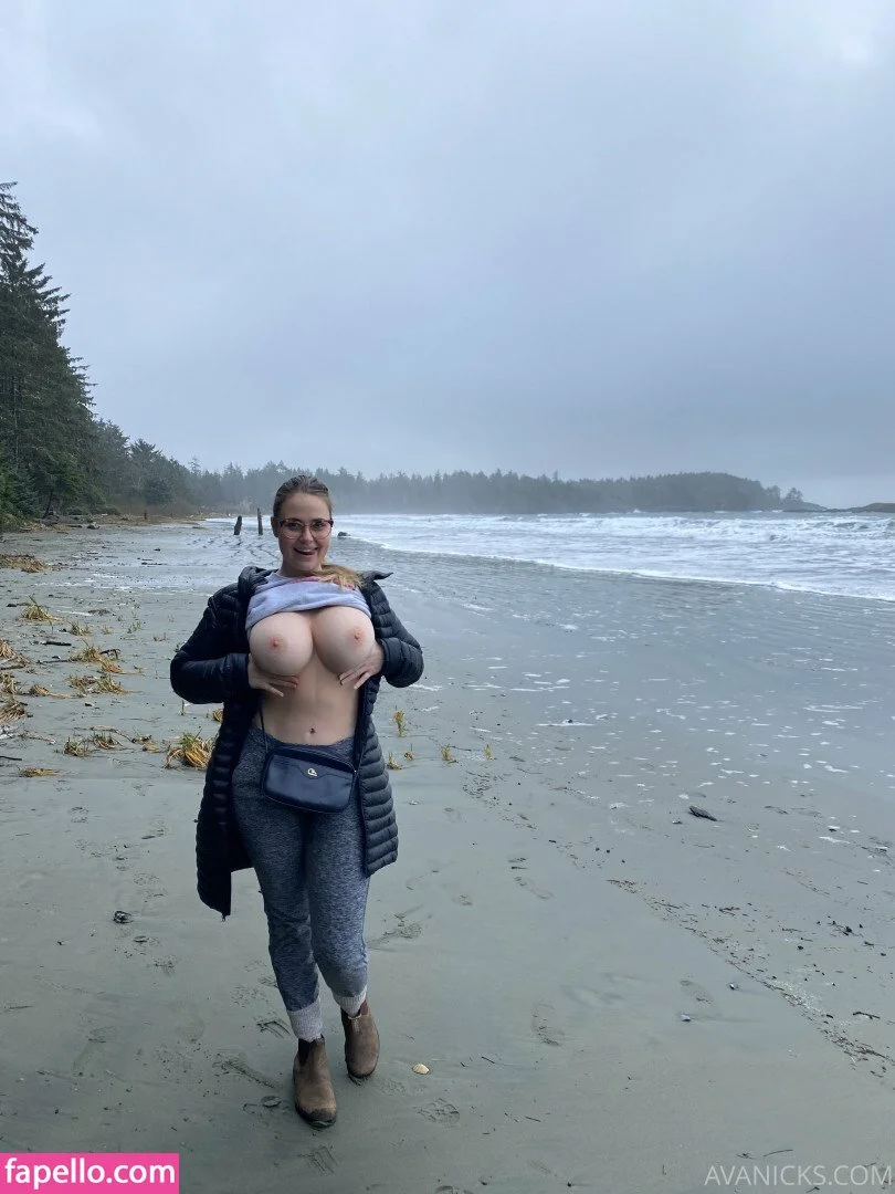 AvaDawn / AvaNicks / avanickspix Onlyfans Photo Gallery 