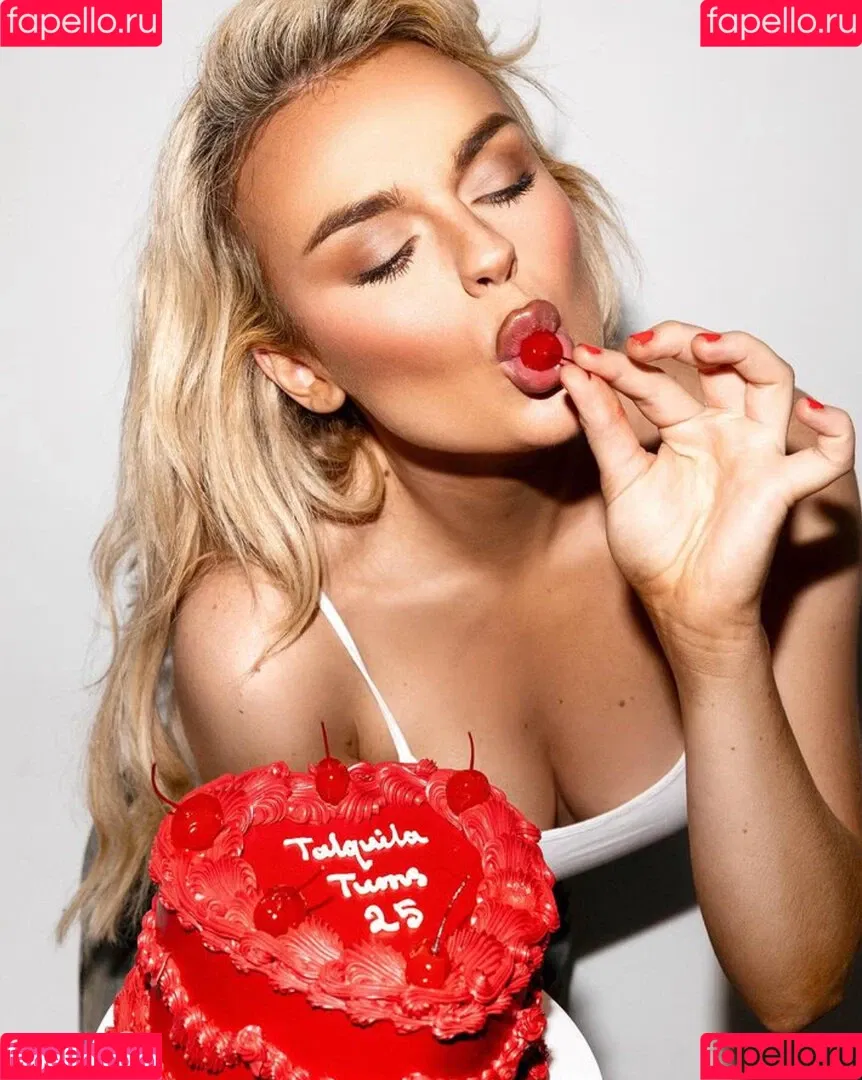 Tallia Storm / talliastorm Onlyfans Photo Gallery 