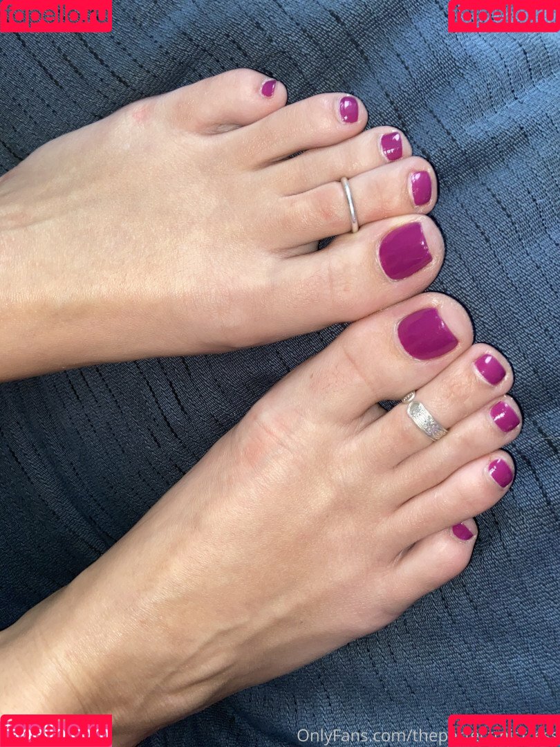 Perfect Mistress Onlyfans Photo Gallery 