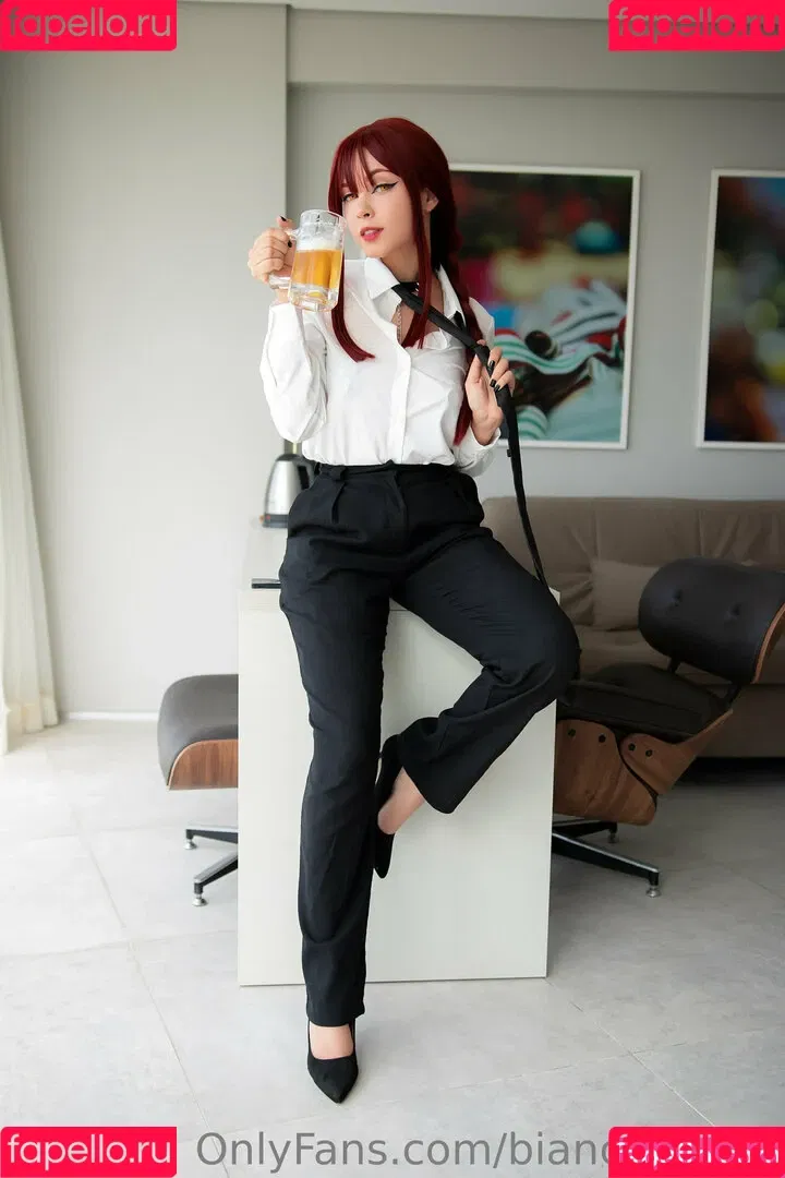 Bianca Karina / Biawhite / biancakariina / biancakarina Onlyfans Photo Gallery 