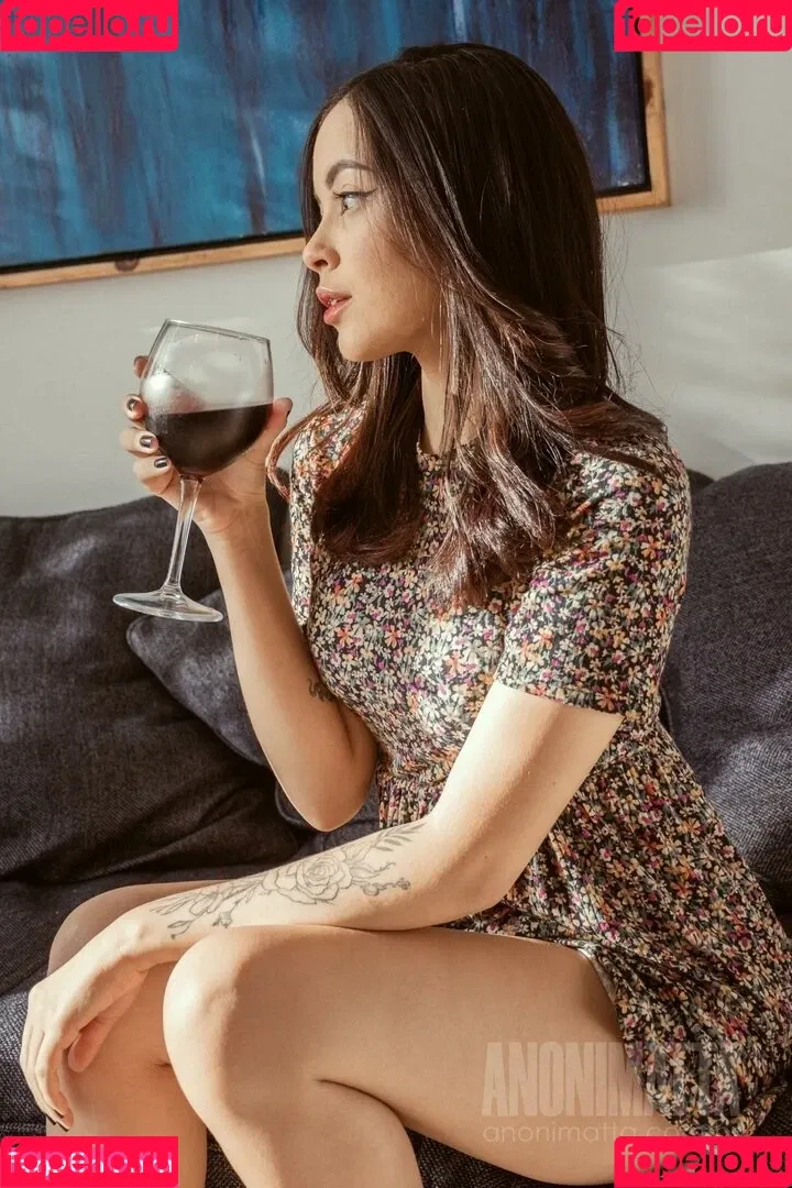 Bianca Karina / Biawhite / biancakariina / biancakarina Onlyfans Photo Gallery 