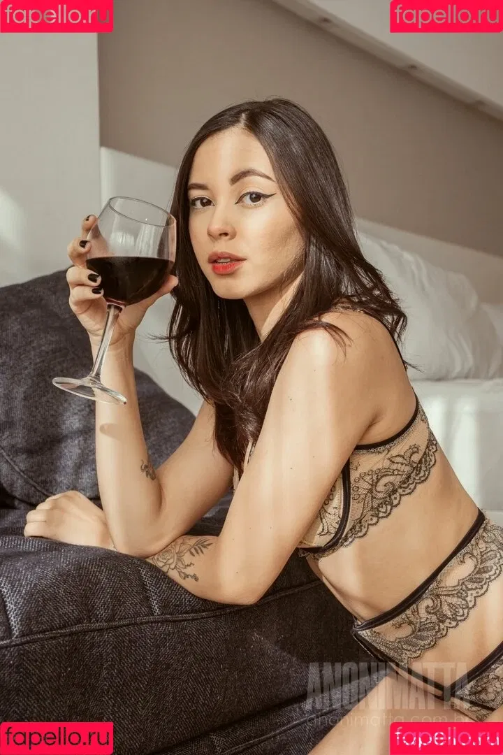 Bianca Karina / Biawhite / biancakariina / biancakarina Onlyfans Photo Gallery 