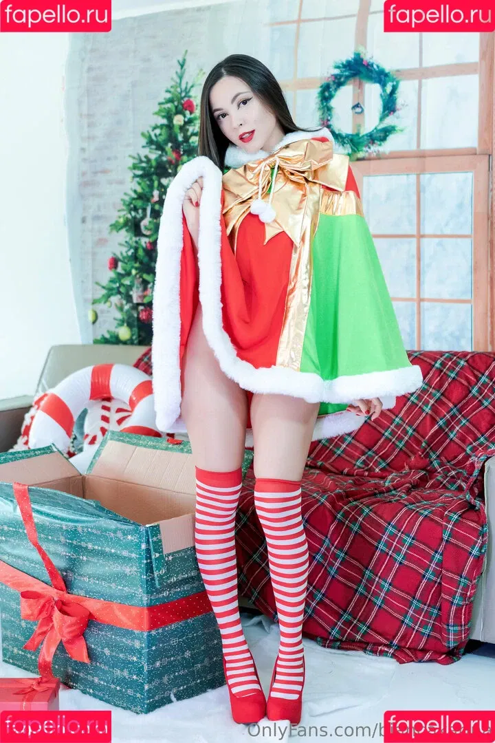 Bianca Karina / Biawhite / biancakariina / biancakarina Onlyfans Photo Gallery 