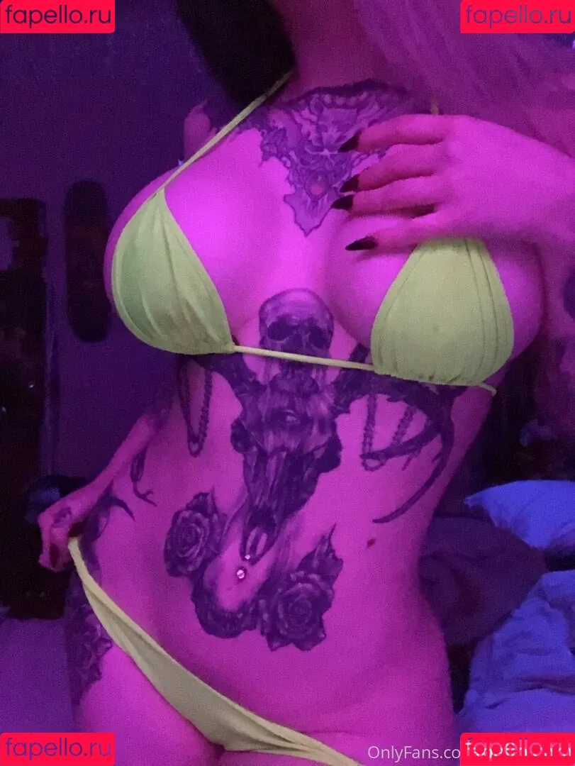 dakotagrim / ravengriim Onlyfans Photo Gallery 