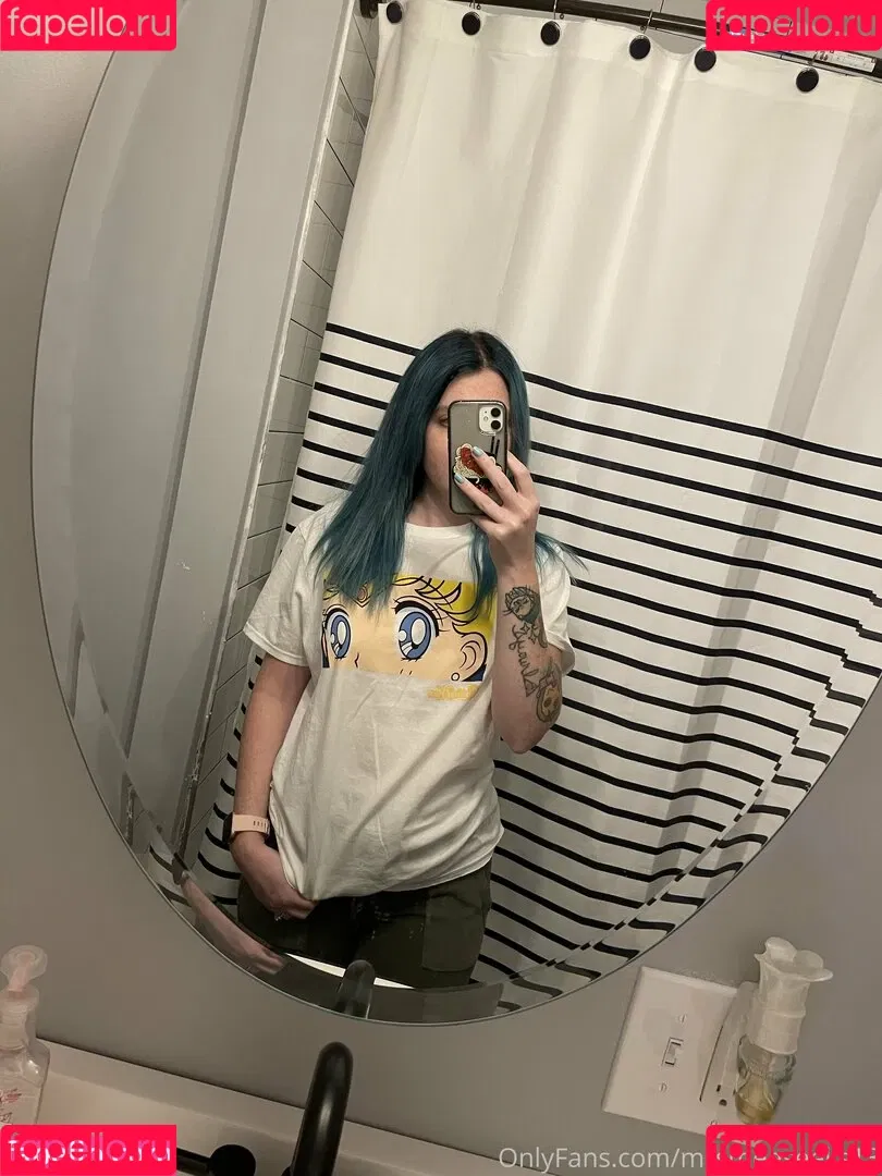 benasselin13 / mrsmeeseeks13 Onlyfans Photo Gallery 