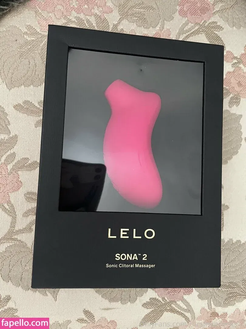 benasselin13 / mrsmeeseeks13 Onlyfans Photo Gallery 