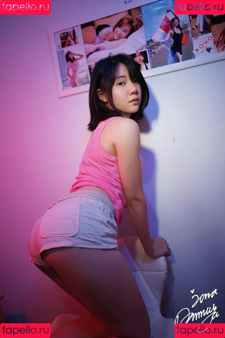 Jenadammaya / mysweetapplefree Onlyfans Photo Gallery 