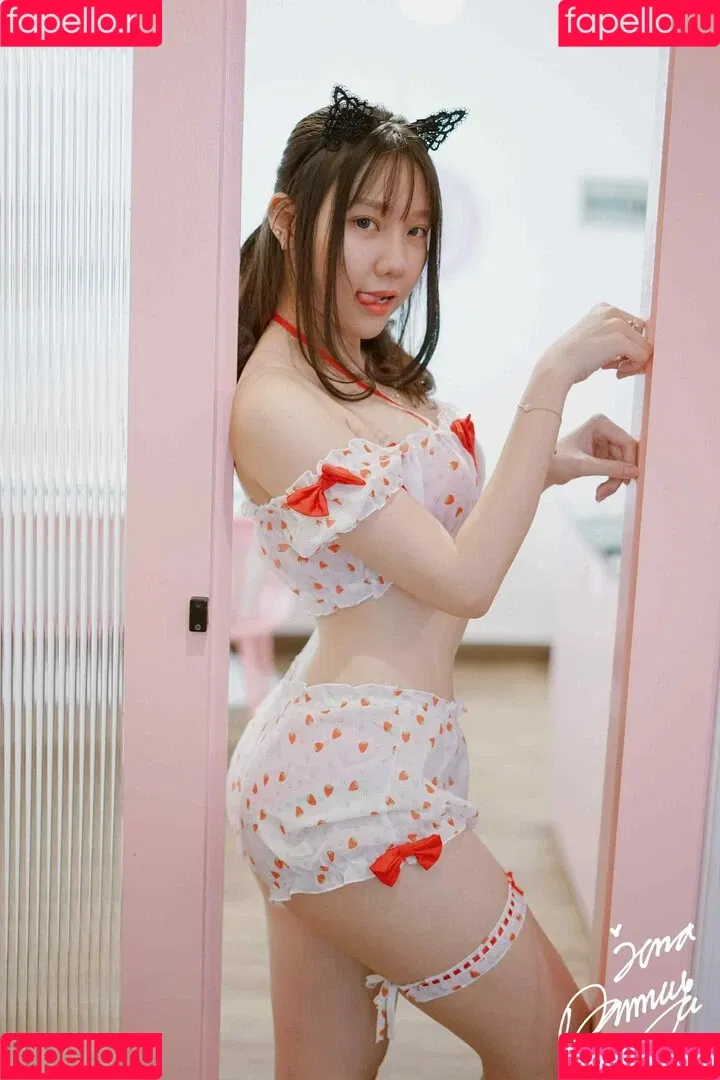 Jenadammaya / mysweetapplefree Onlyfans Photo Gallery 