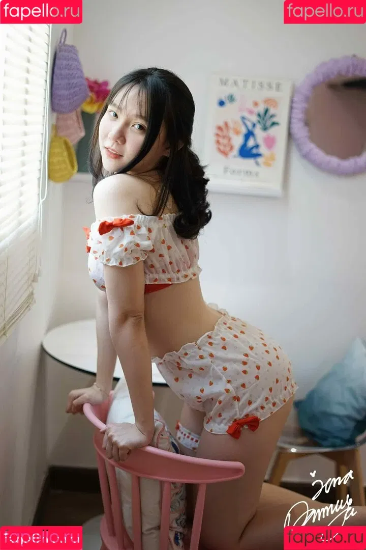 Jenadammaya / mysweetapplefree Onlyfans Photo Gallery 