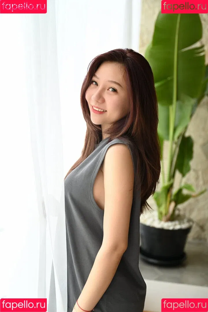 Jenadammaya / mysweetapplefree Onlyfans Photo Gallery 
