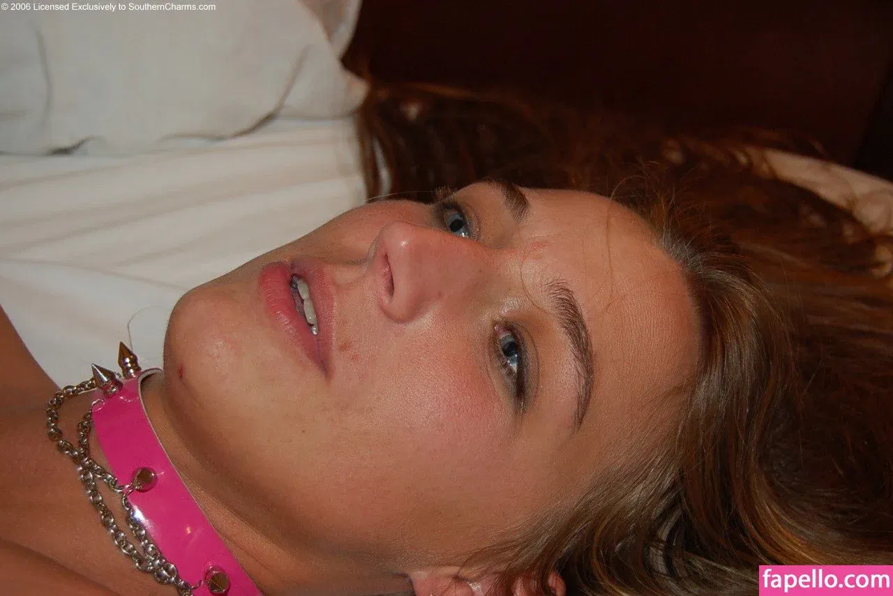 motogurl Onlyfans Photo Gallery 