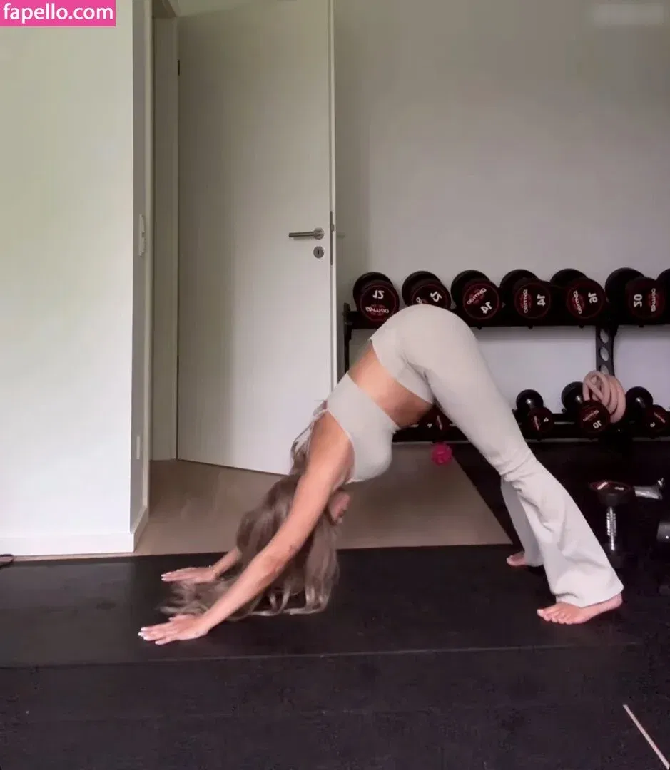 Laura Maria Rypa / lauramaria.rpa Onlyfans Photo Gallery 